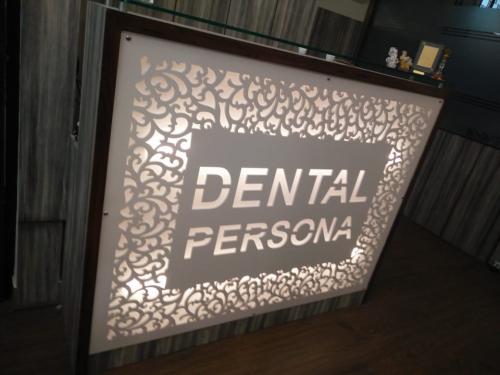 Dentist in dc08dc64-6dd2-4317-9267-d3800a648e4b-Dental-persona-Dr-Anuj-Khanna